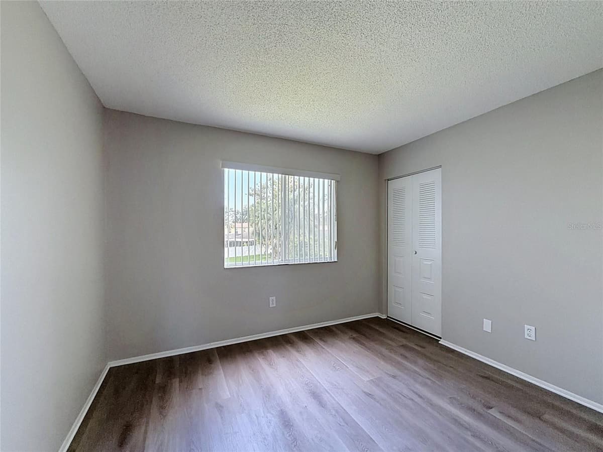 27402 CORAL SPRINGS DRIVE — photo 25 of 38