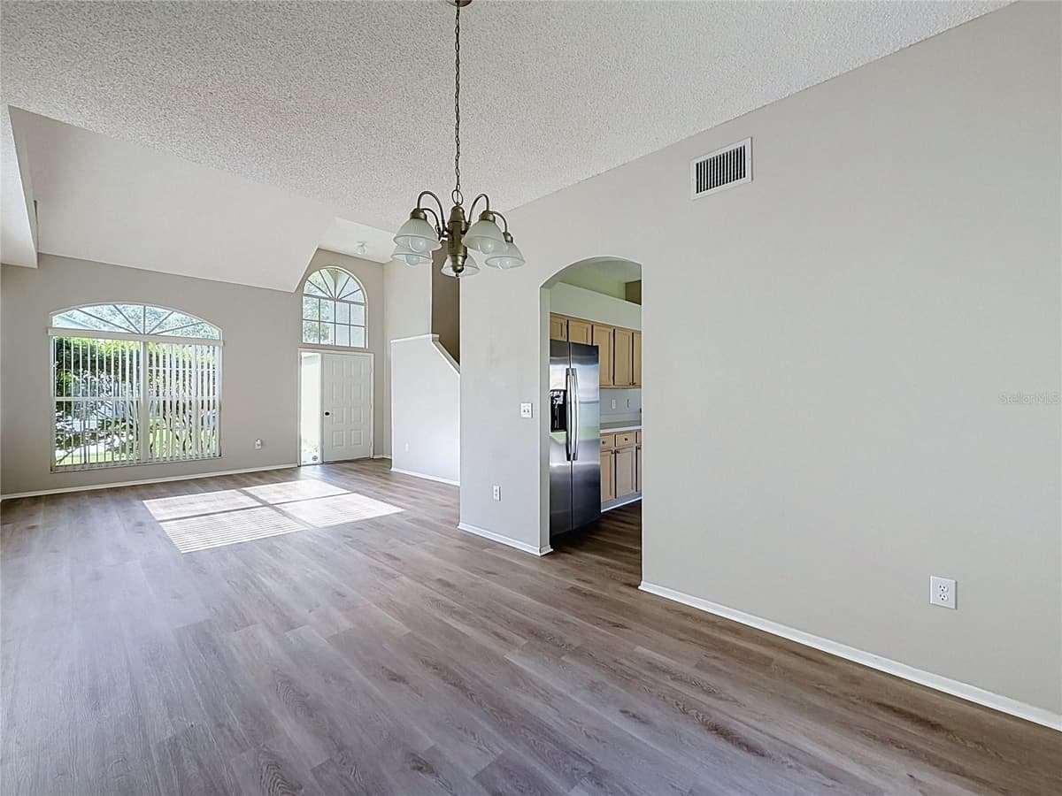 27402 CORAL SPRINGS DRIVE — photo 6 of 38