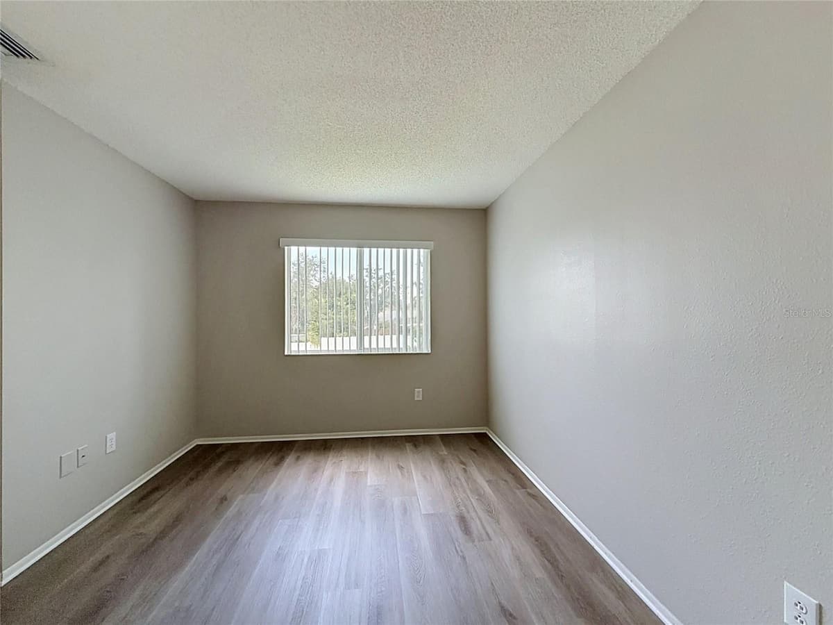 27402 CORAL SPRINGS DRIVE — photo 22 of 38