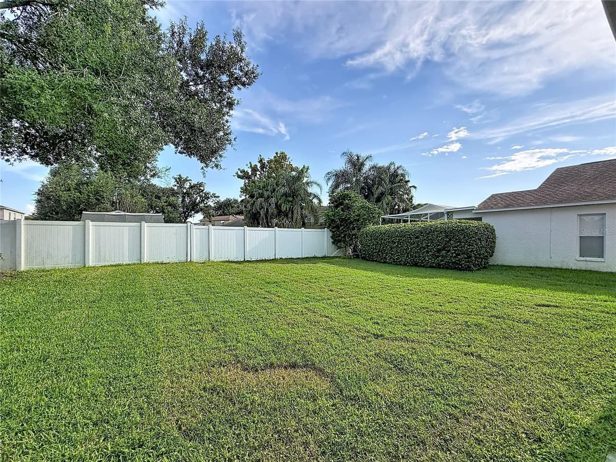 27402 CORAL SPRINGS DRIVE — photo 35 of 38
