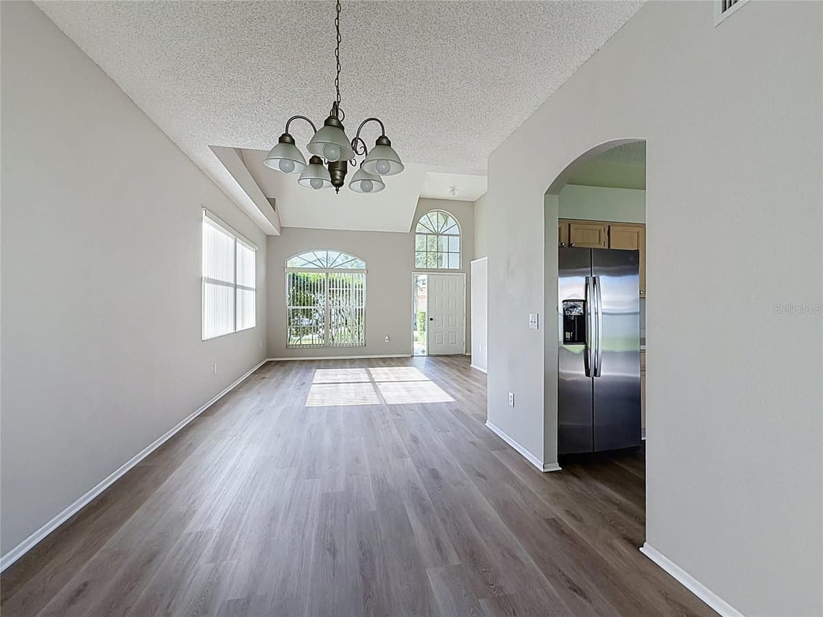 27402 CORAL SPRINGS DRIVE — photo 7 of 38
