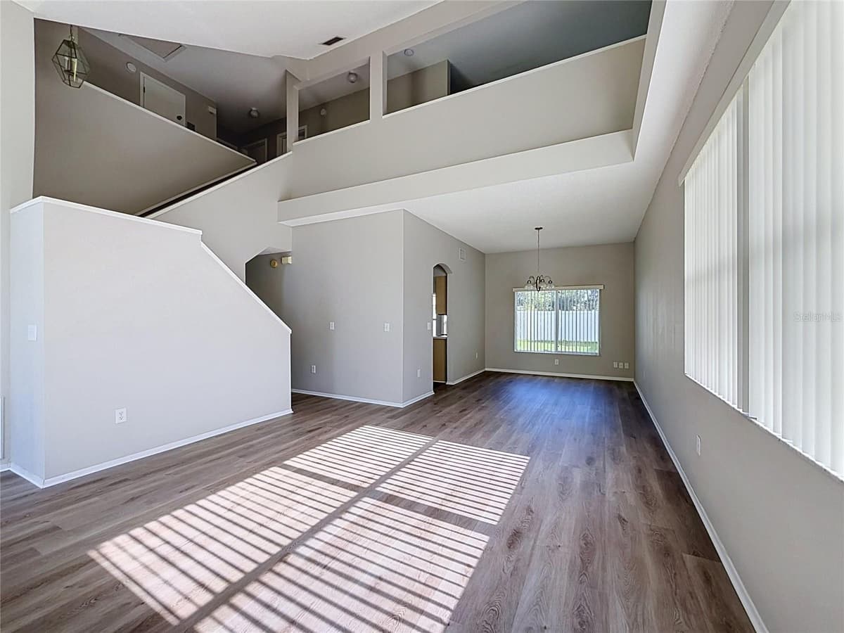 27402 CORAL SPRINGS DRIVE — photo 5 of 38