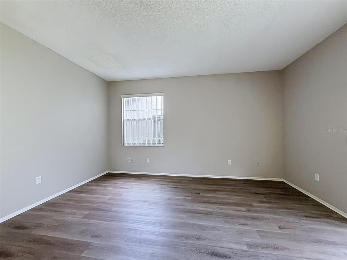 27402 CORAL SPRINGS DRIVE — photo 18 of 38