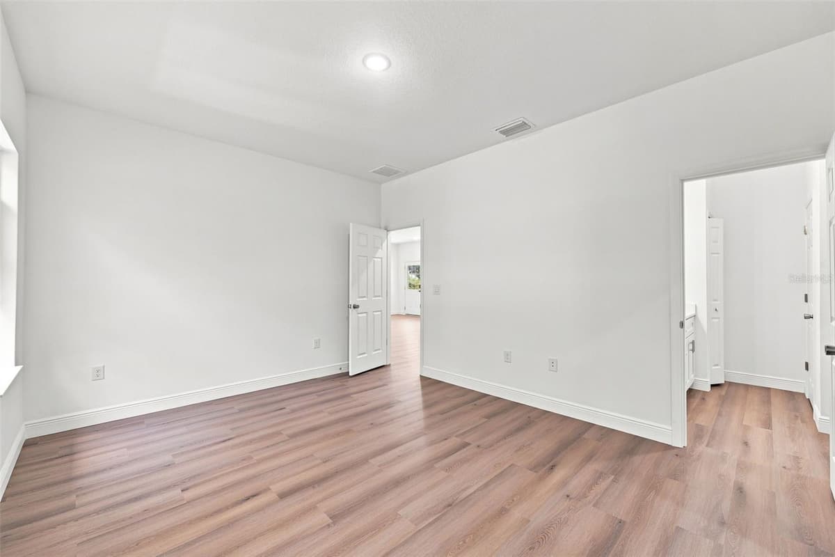 7930 PITCAIRN WAY — photo 18 of 35