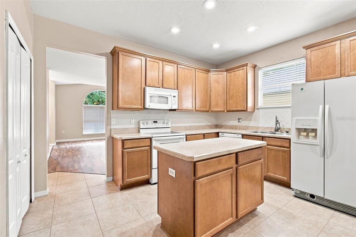 12118 COLONY LAKES BOULEVARD — photo 5 of 18