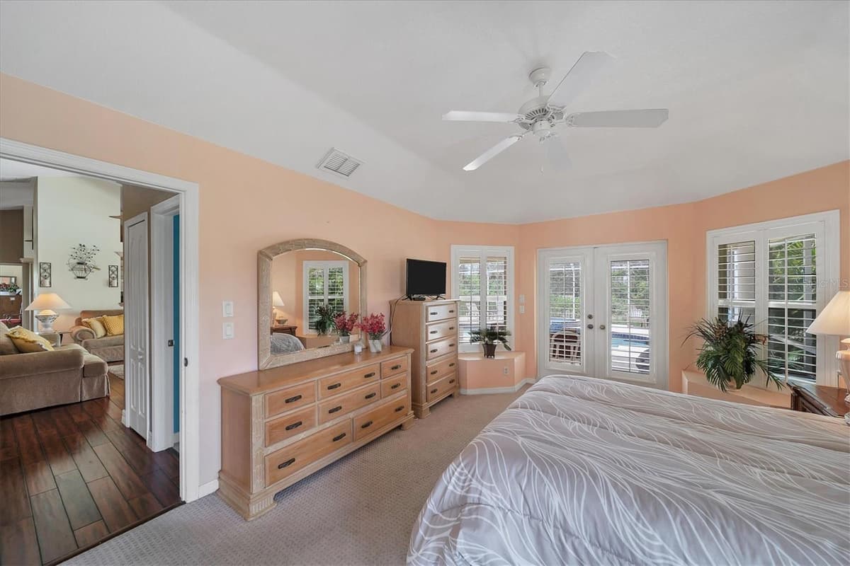 36 PINE VALLEY COURT — photo 18 of 42