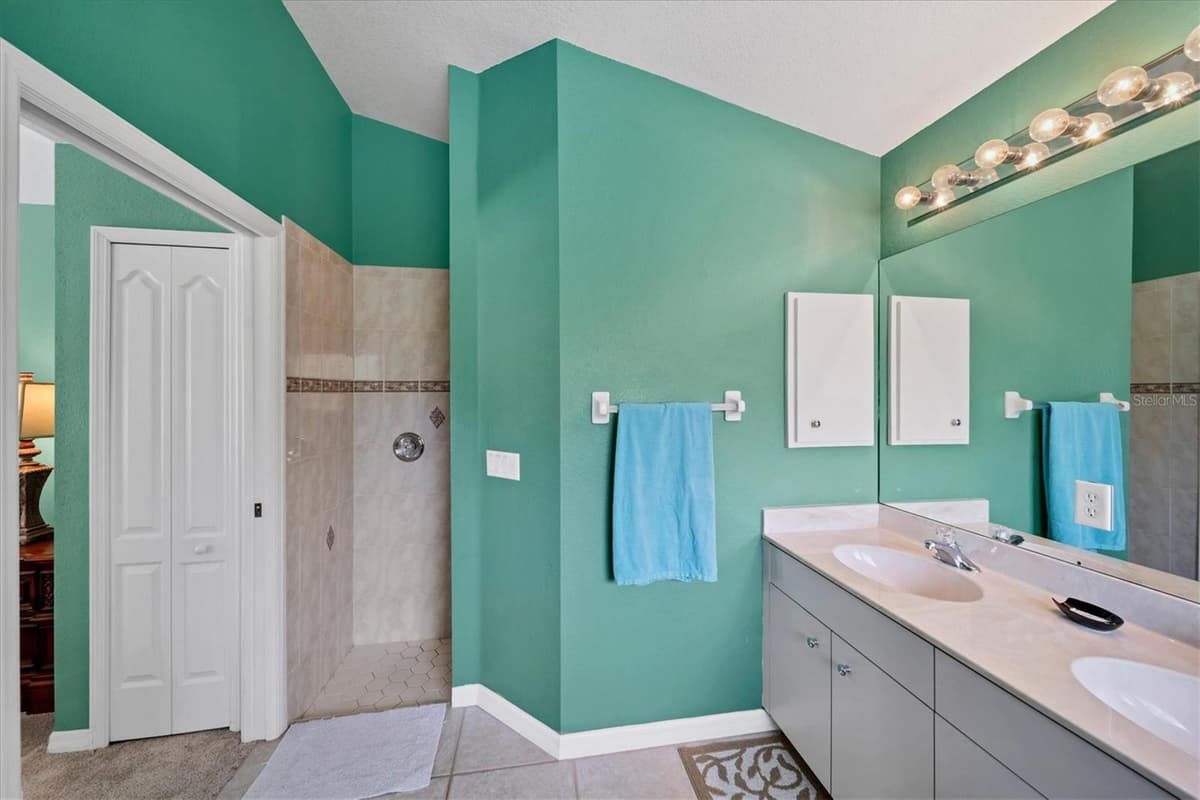 36 PINE VALLEY COURT — photo 26 of 42