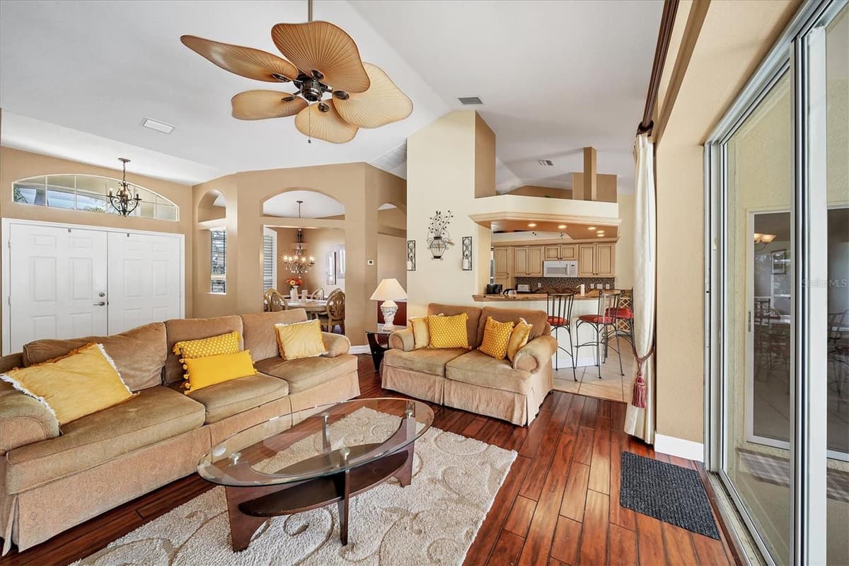 36 PINE VALLEY COURT — photo 5 of 42