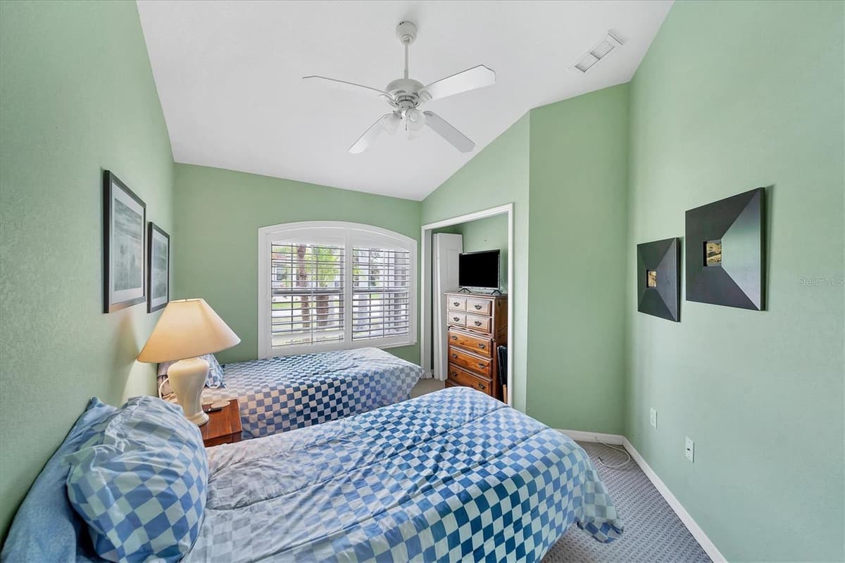 36 PINE VALLEY COURT — photo 30 of 42