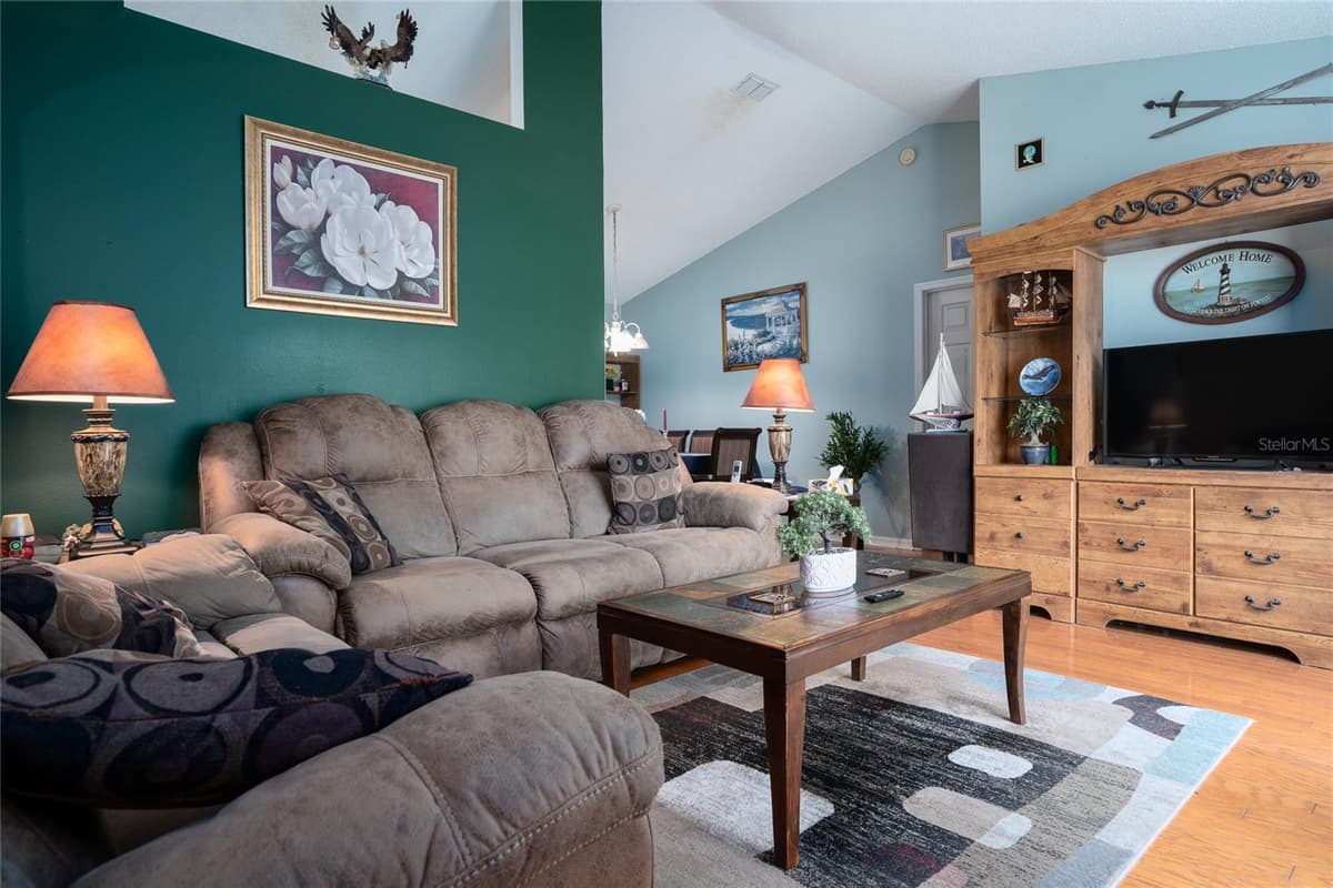 832 WHITE BIRCH COURT — photo 8 of 24