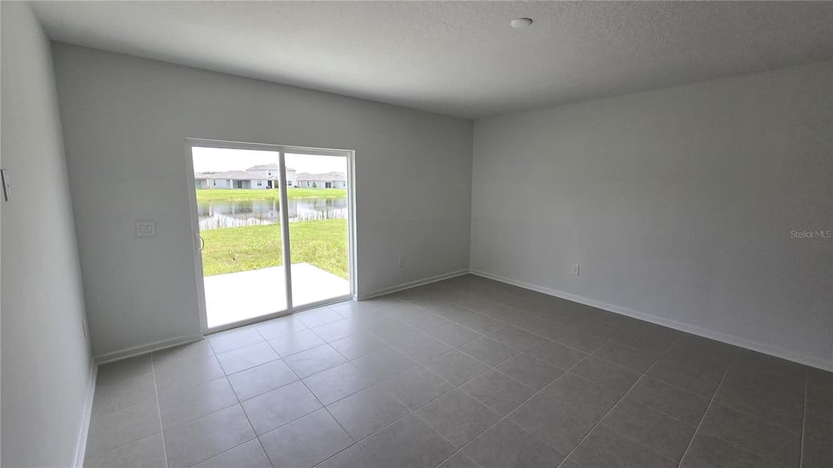 5618 GINGHAM DRIVE — photo 12 of 39
