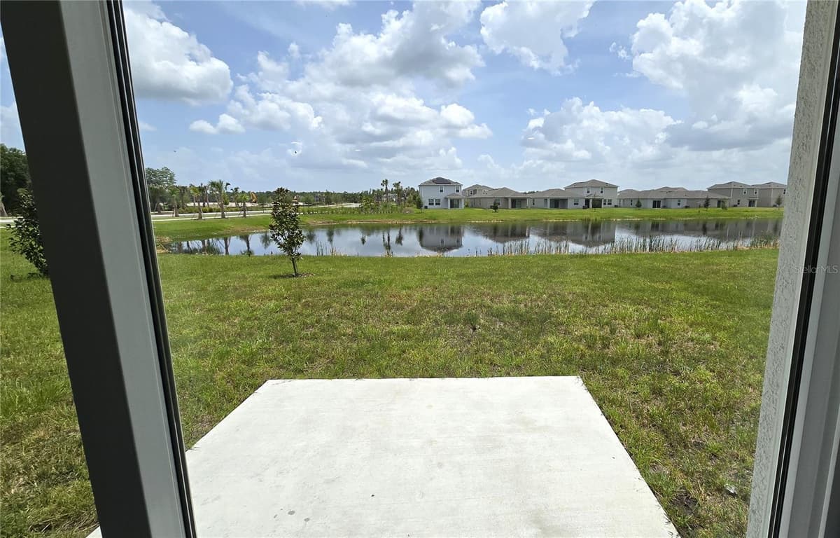 5618 GINGHAM DRIVE — photo 15 of 39
