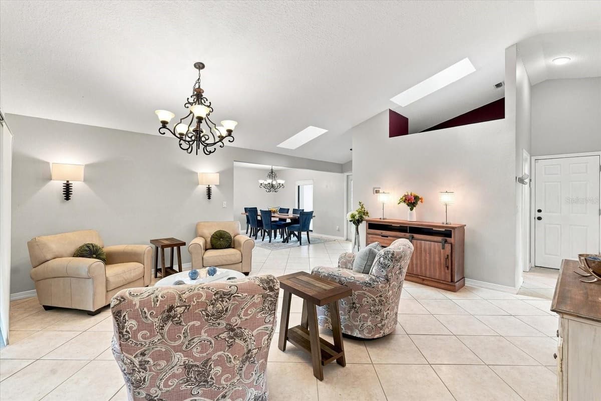 3441 HINSDALE COURT — photo 21 of 61