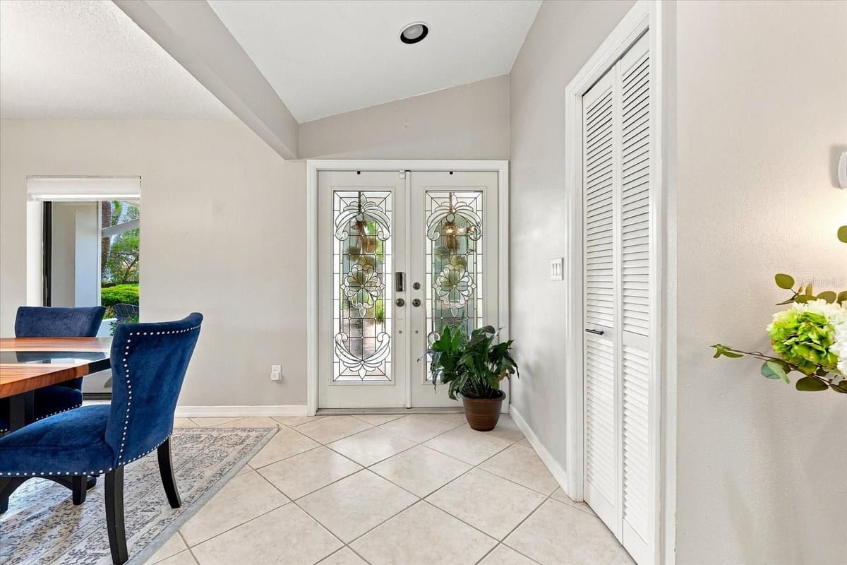 3441 HINSDALE COURT — photo 8 of 61