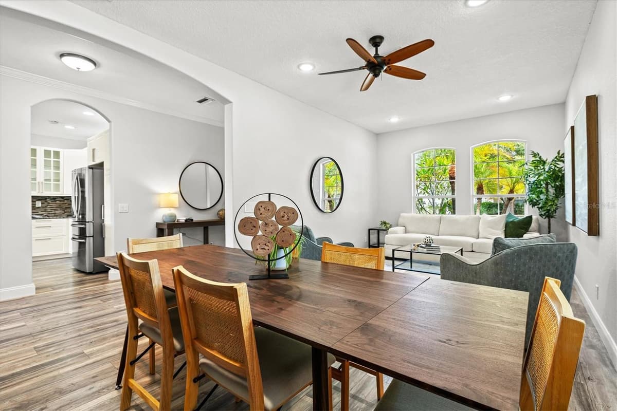 1731 OLD SUMMERWOOD BOULEVARD — photo 10 of 92