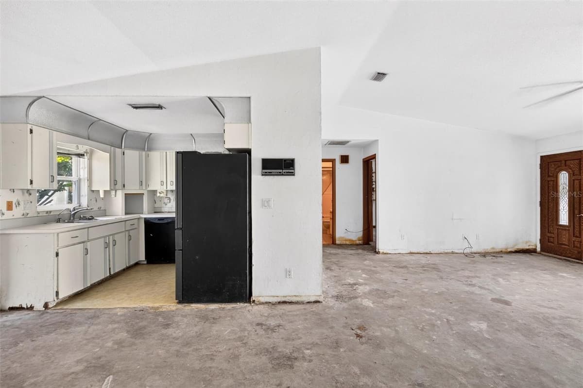 4211 CARDINAL BOULEVARD — photo 35 of 54