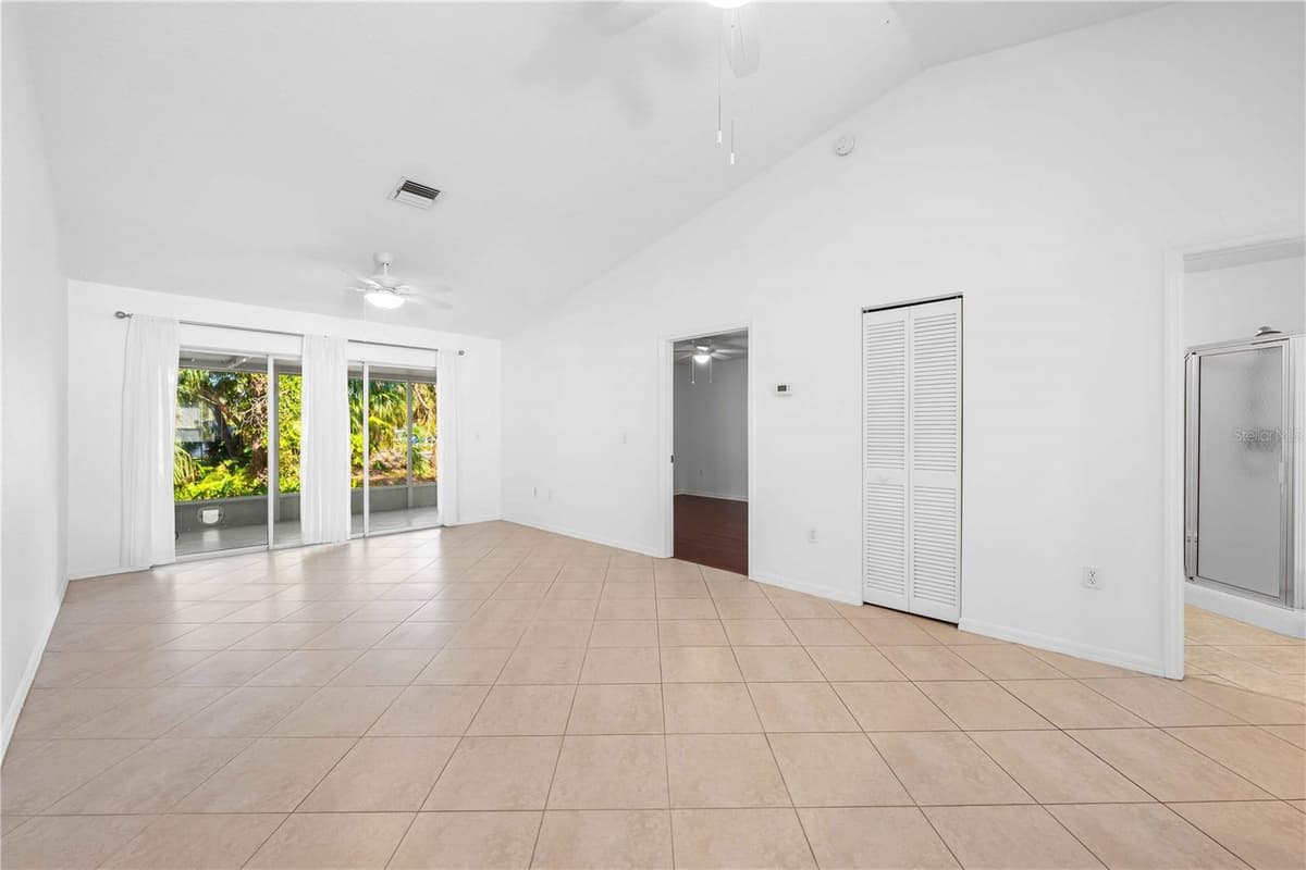 630 JEFFERSON AVENUE — photo 6 of 28
