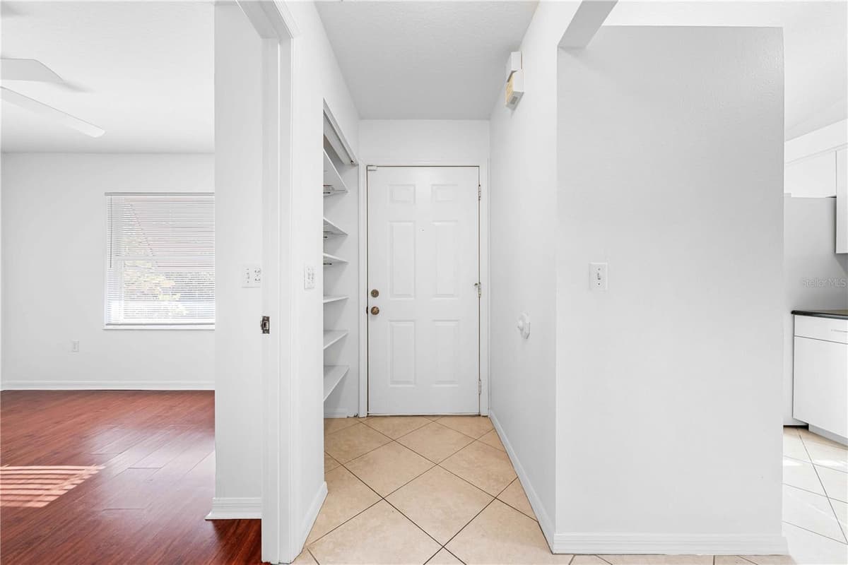 630 JEFFERSON AVENUE — photo 4 of 28