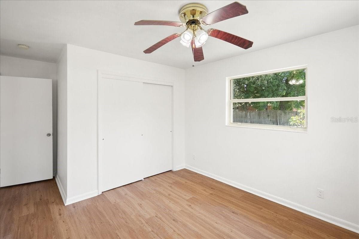 2125 LOU DRIVE — photo 30 of 53