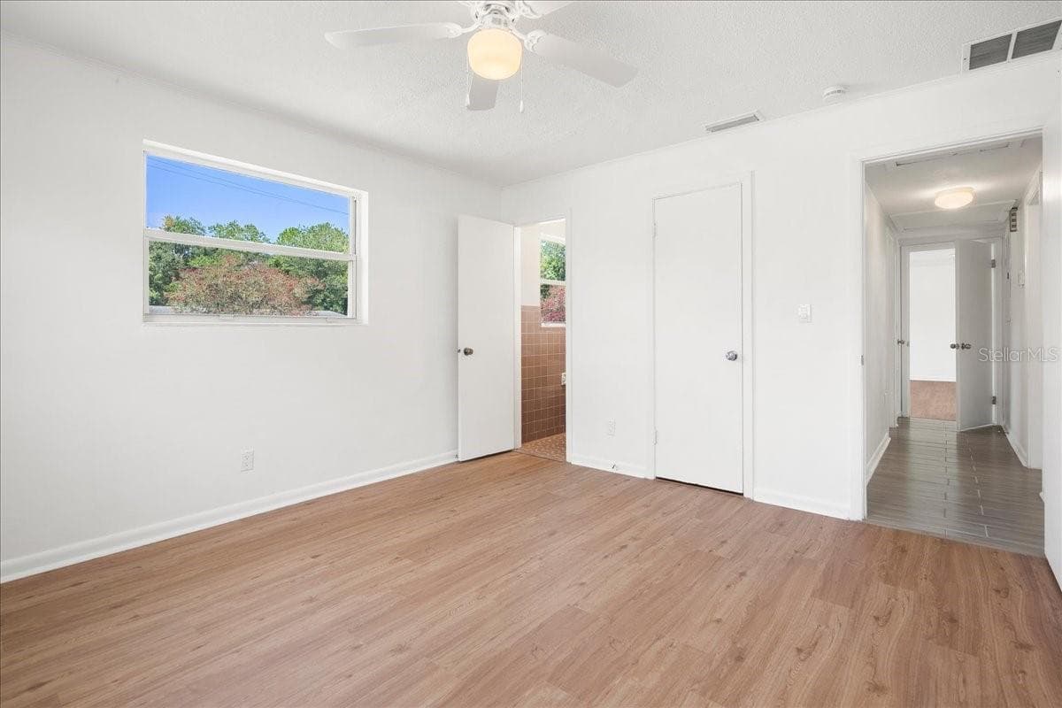 2125 LOU DRIVE — photo 37 of 53