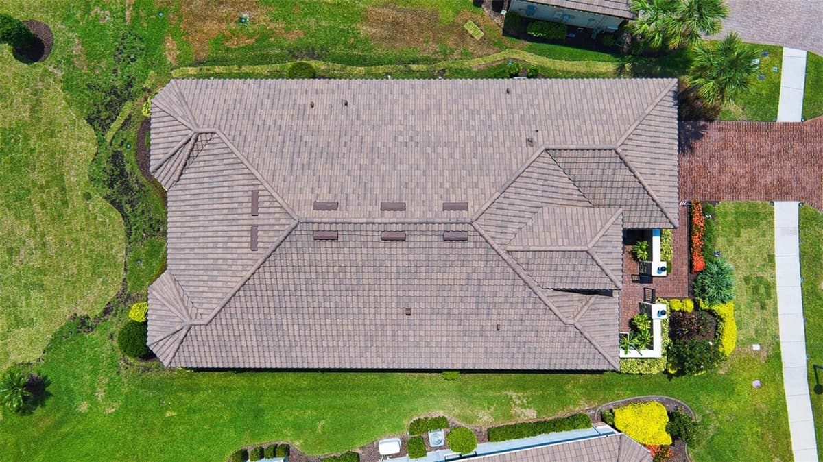 3456 FORSYTHIA DRIVE — photo 9 of 74