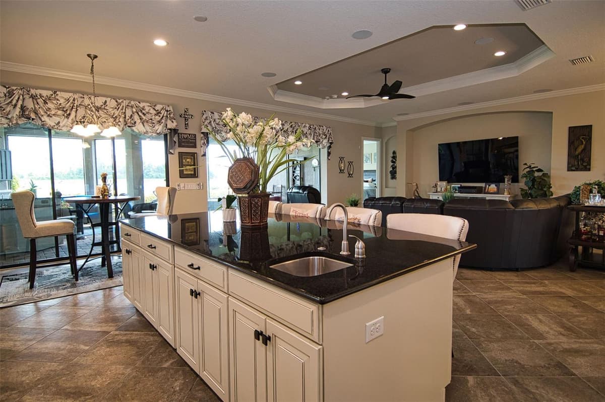 3456 FORSYTHIA DRIVE — photo 31 of 74
