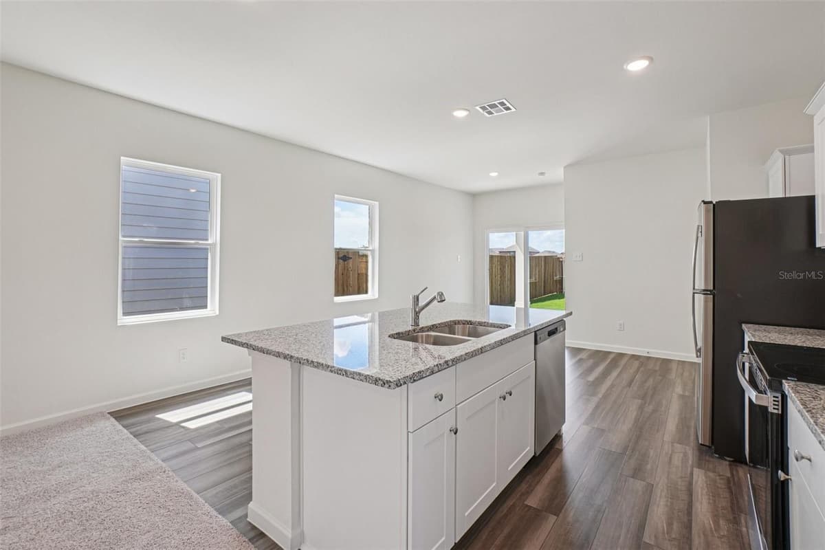 10534 CURVING CREEK LOOP — photo 13 of 18