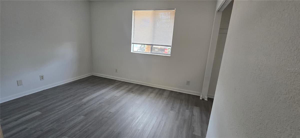 8849 OLD KINGS RD — photo 10 of 74