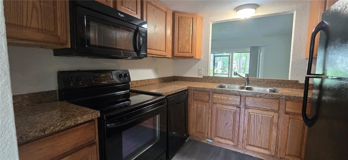 8849 OLD KINGS RD — photo 22 of 74