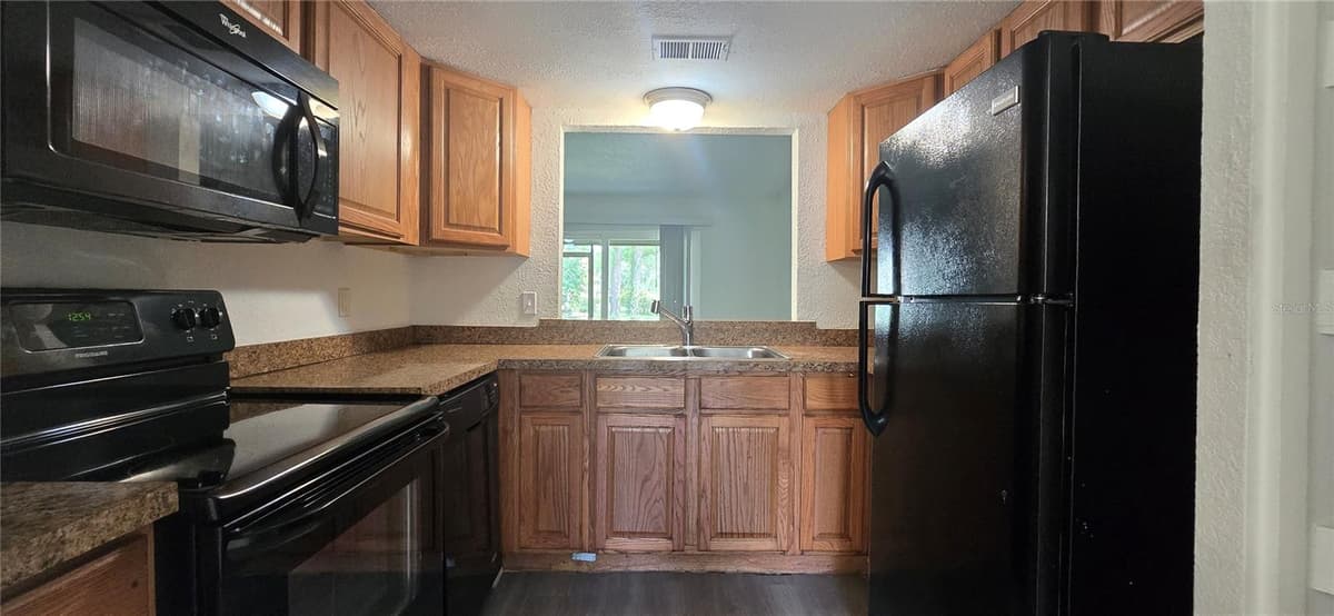 8849 OLD KINGS RD — photo 21 of 74