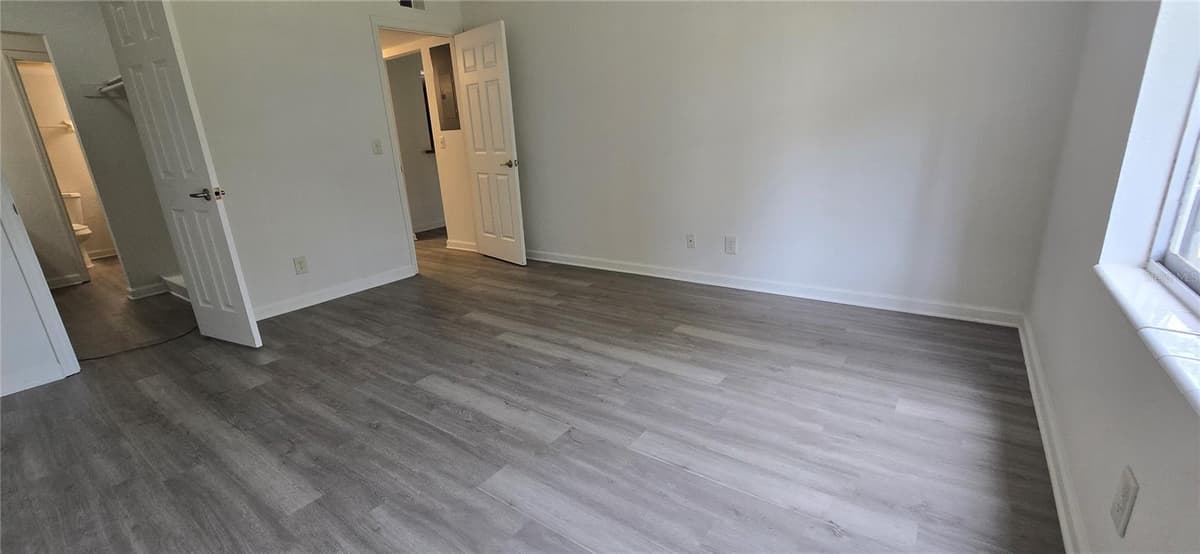 8849 OLD KINGS RD — photo 56 of 74