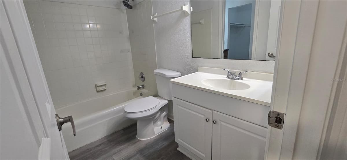 8849 OLD KINGS RD — photo 4 of 74