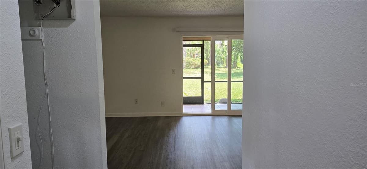 8849 OLD KINGS RD — photo 34 of 74