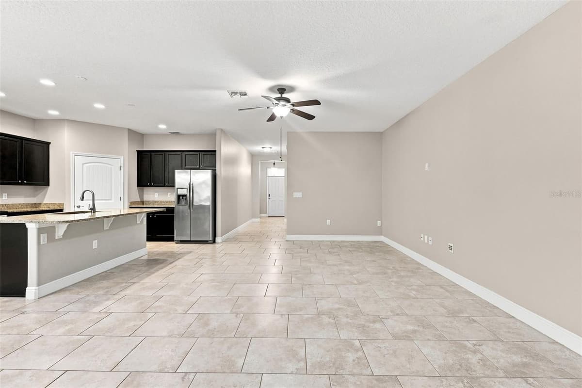 463 RIVER SQUARE LANE — photo 13 of 45