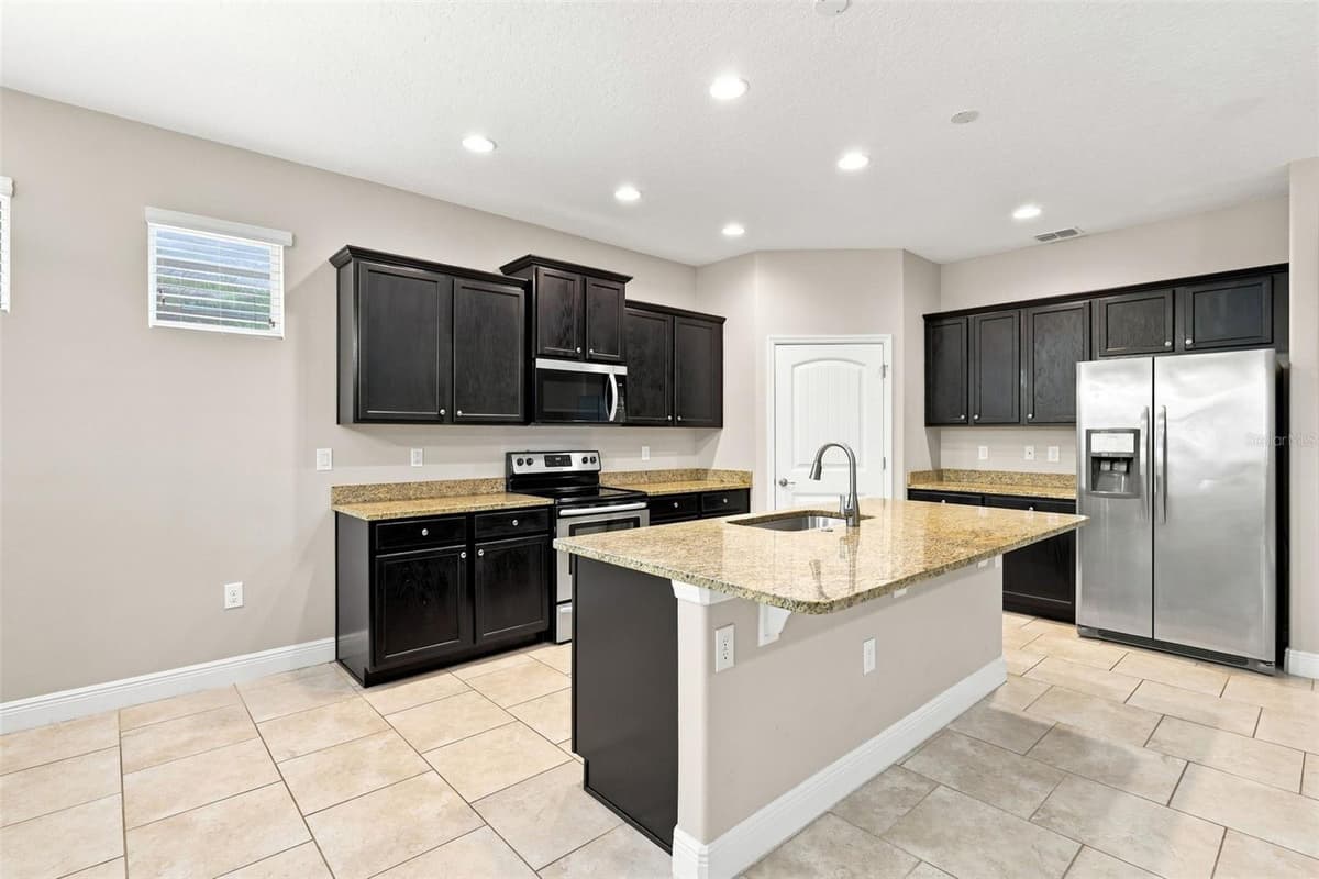 463 RIVER SQUARE LANE — photo 9 of 45