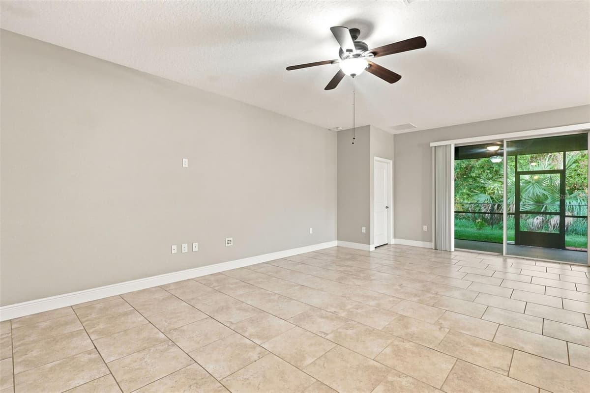 463 RIVER SQUARE LANE — photo 6 of 45