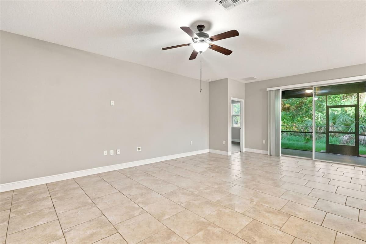 463 RIVER SQUARE LANE — photo 8 of 45