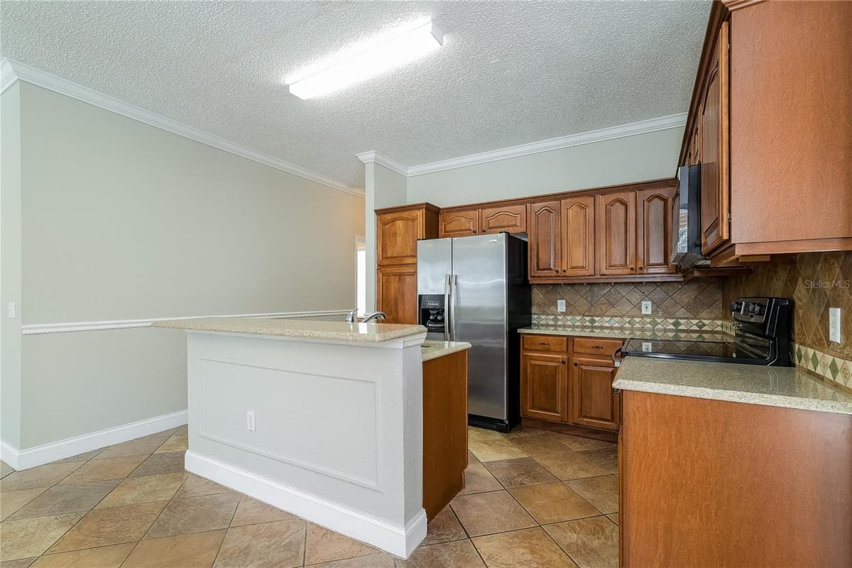 204 TARANTO WAY — photo 5 of 15