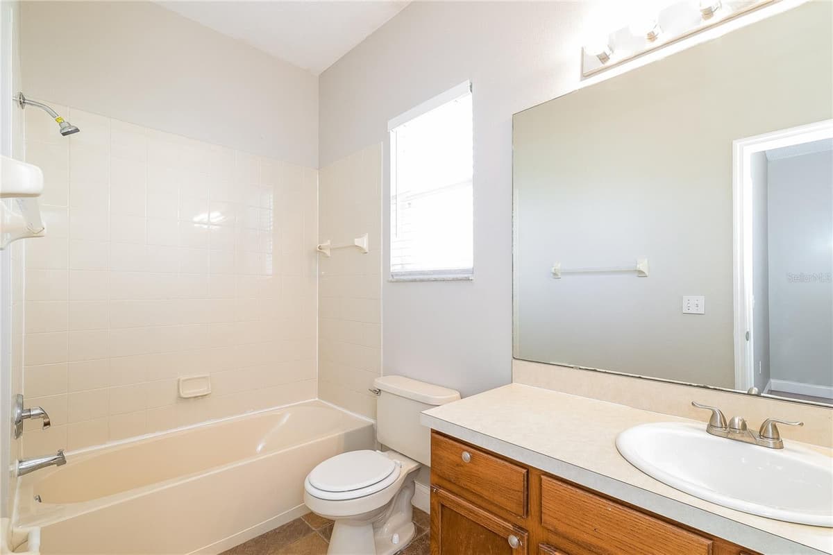 204 TARANTO WAY — photo 9 of 15