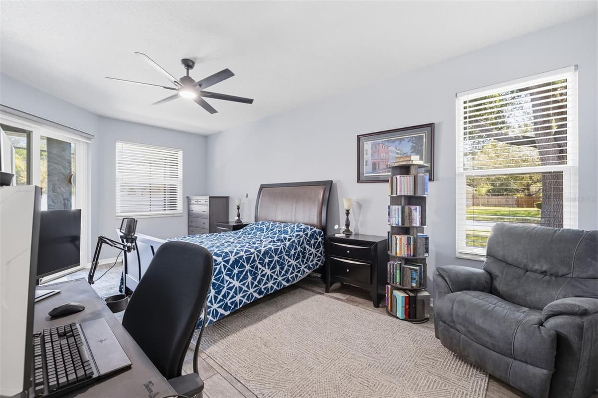 12020 RUNNING FOX CIRCLE — photo 12 of 31