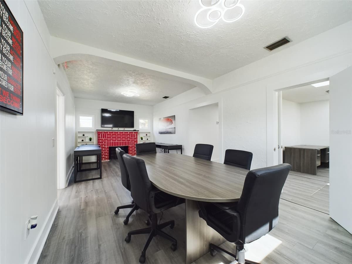 334 1ST STREET — photo 8 of 29