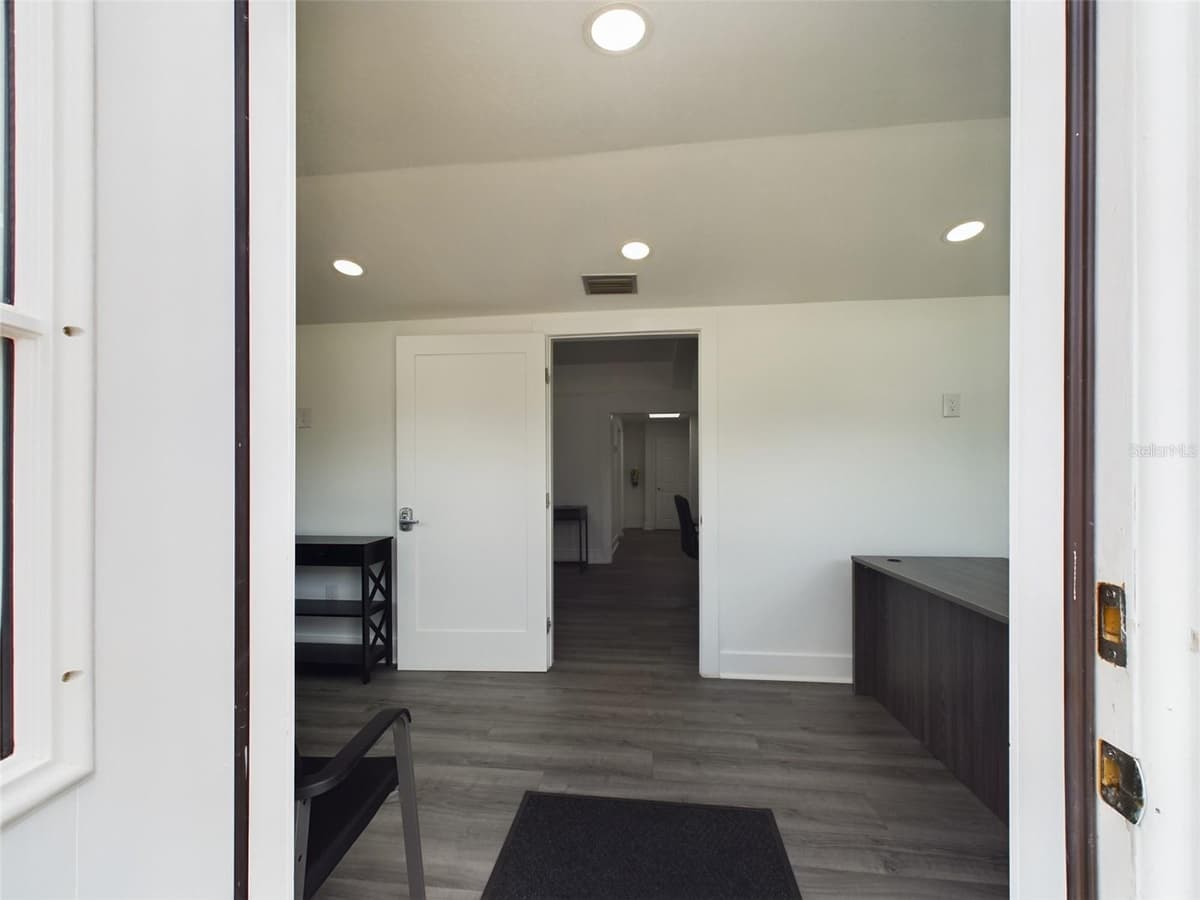334 1ST STREET — photo 3 of 29