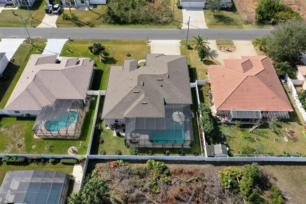 15 FAIRCHILD LANE — photo 53 of 57