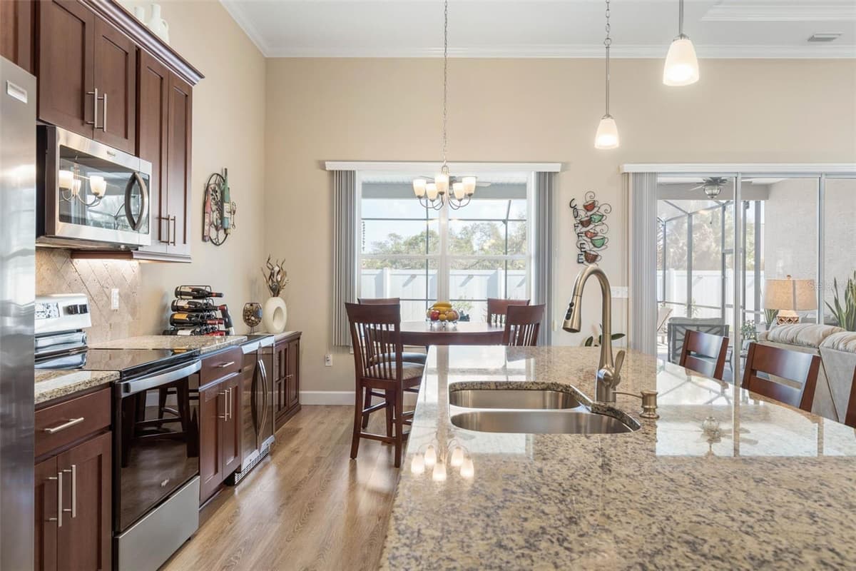 15 FAIRCHILD LANE — photo 17 of 57