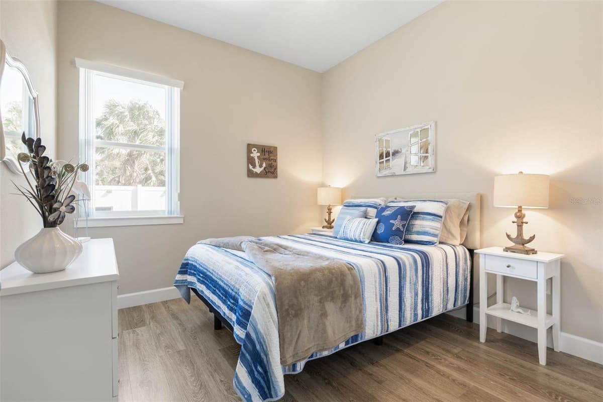 15 FAIRCHILD LANE — photo 42 of 57