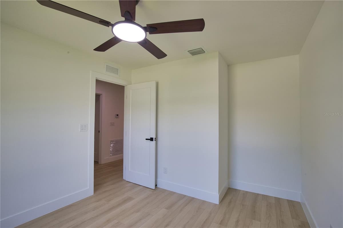 17147 and 17149 CARLEEN AVENUE — photo 22 of 46
