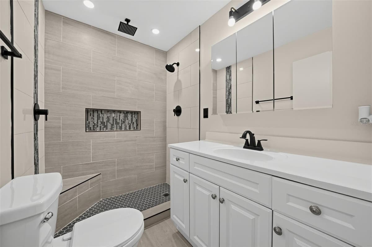461 MERCER STREET — photo 15 of 18