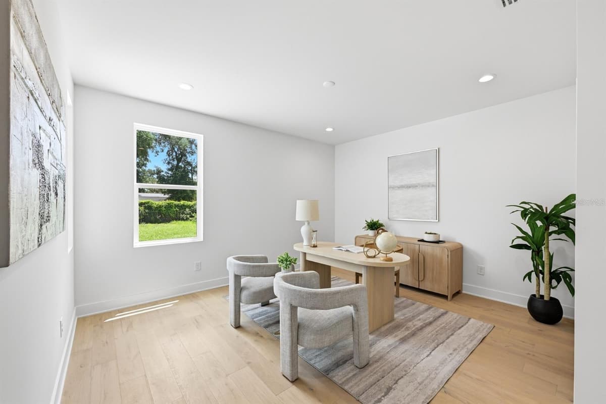 310 COLUMBUS DRIVE — photo 4 of 31