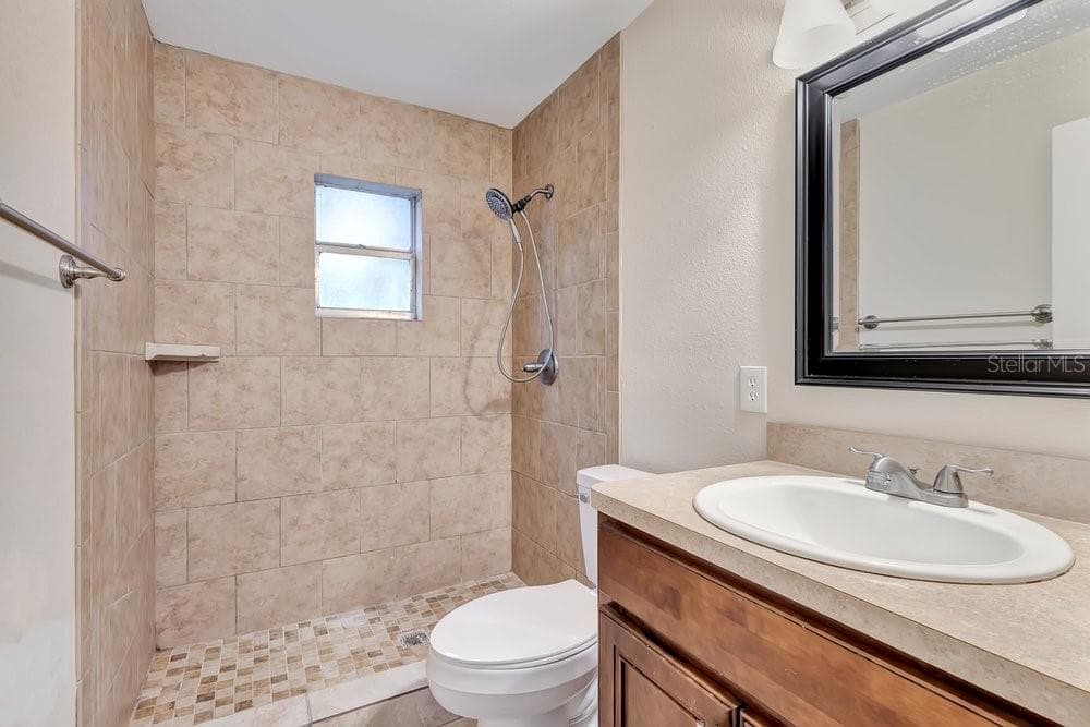 506 CLAYTON CIRCLE — photo 18 of 26