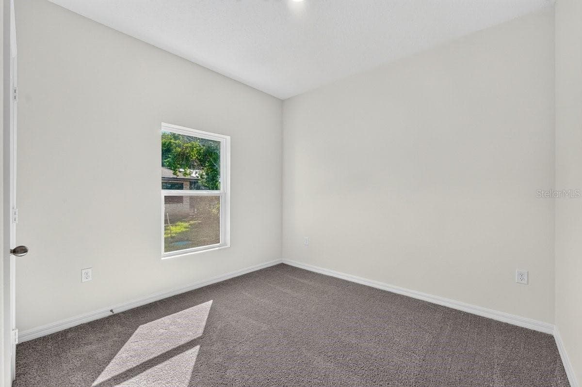 1669 MONTAGUE STREET — photo 14 of 31